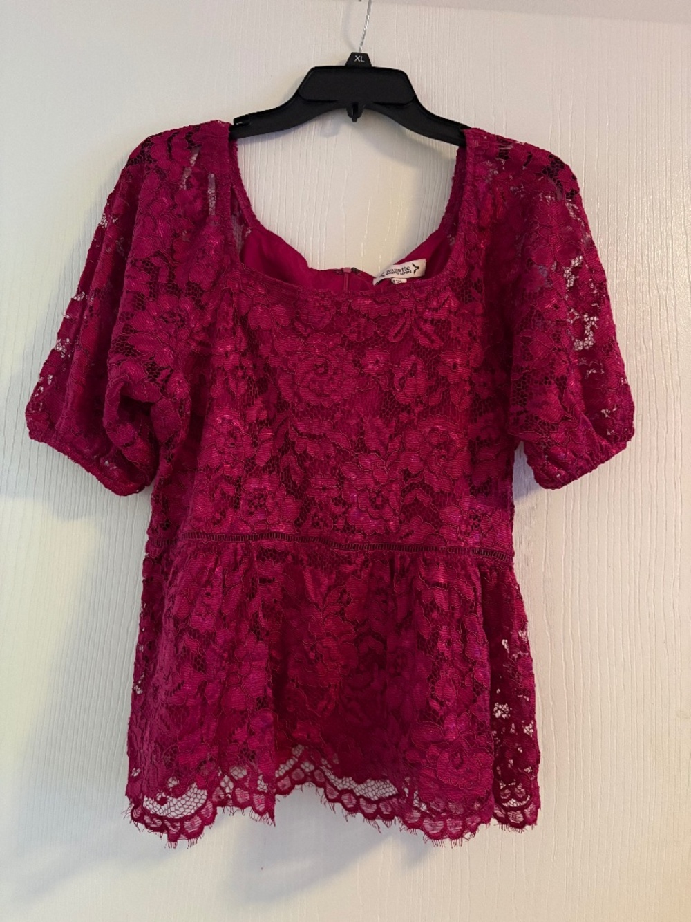 Nanette Lepore Burgundy Red Lace Women’s Medium Top
